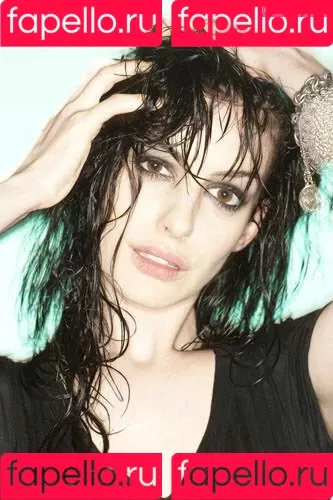 Anne Hathaway Onlyfans Photo Gallery 