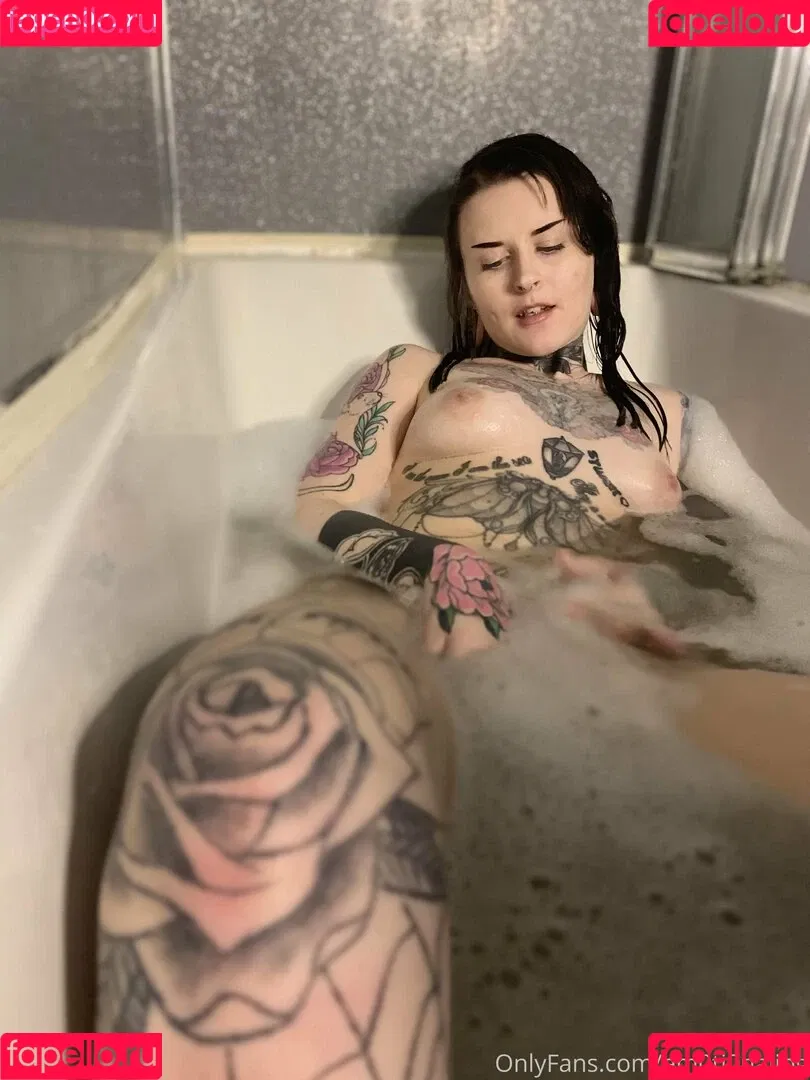 em0ti0naljpg Onlyfans Photo Gallery 