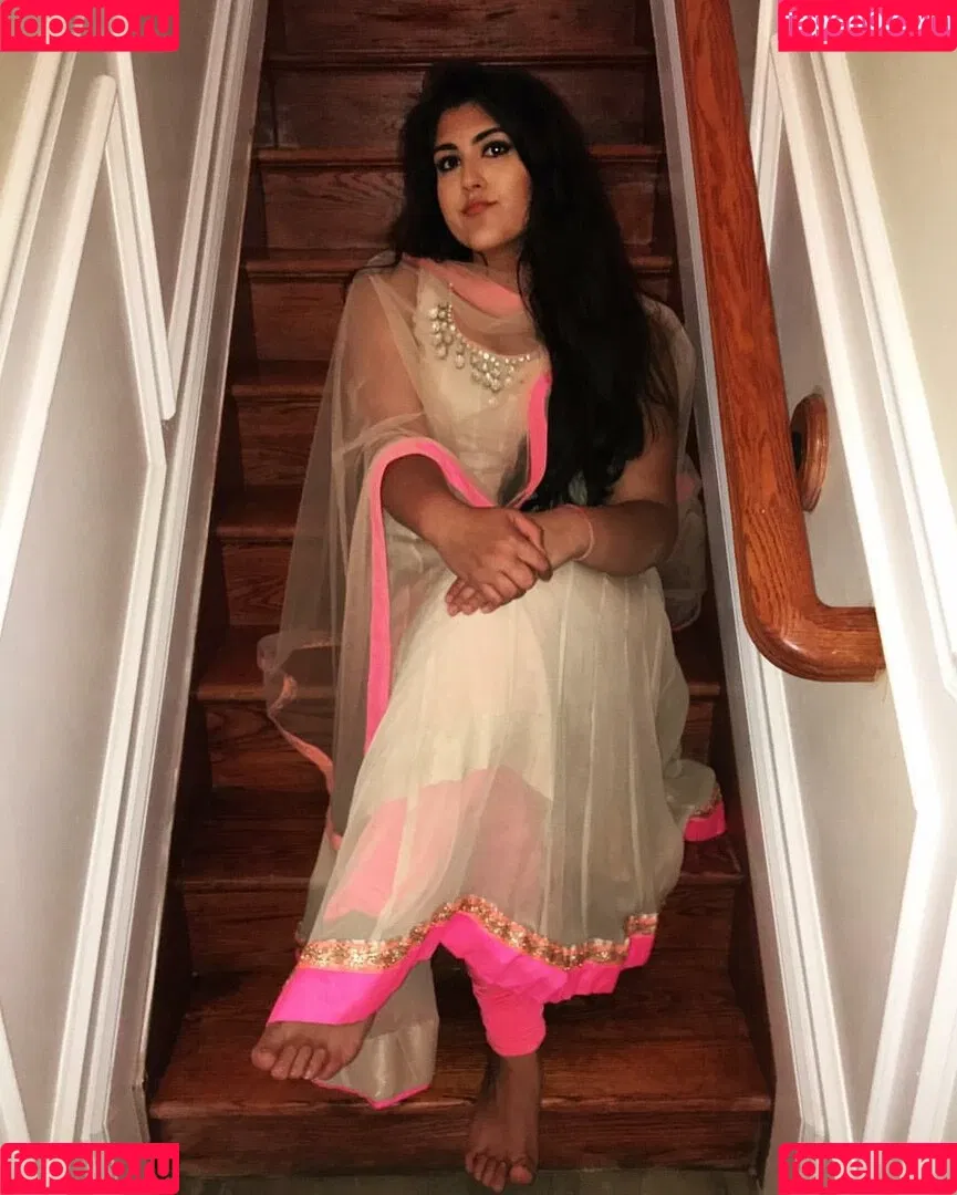 Sanjana Onlyfans Photo Gallery 