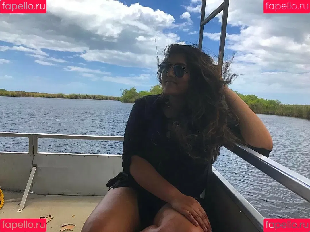 Sanjana Onlyfans Photo Gallery 