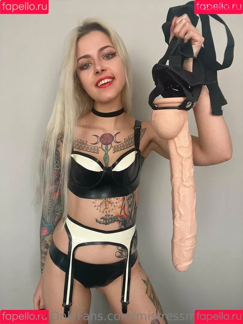 mistressmercyxox Onlyfans Photo Gallery 