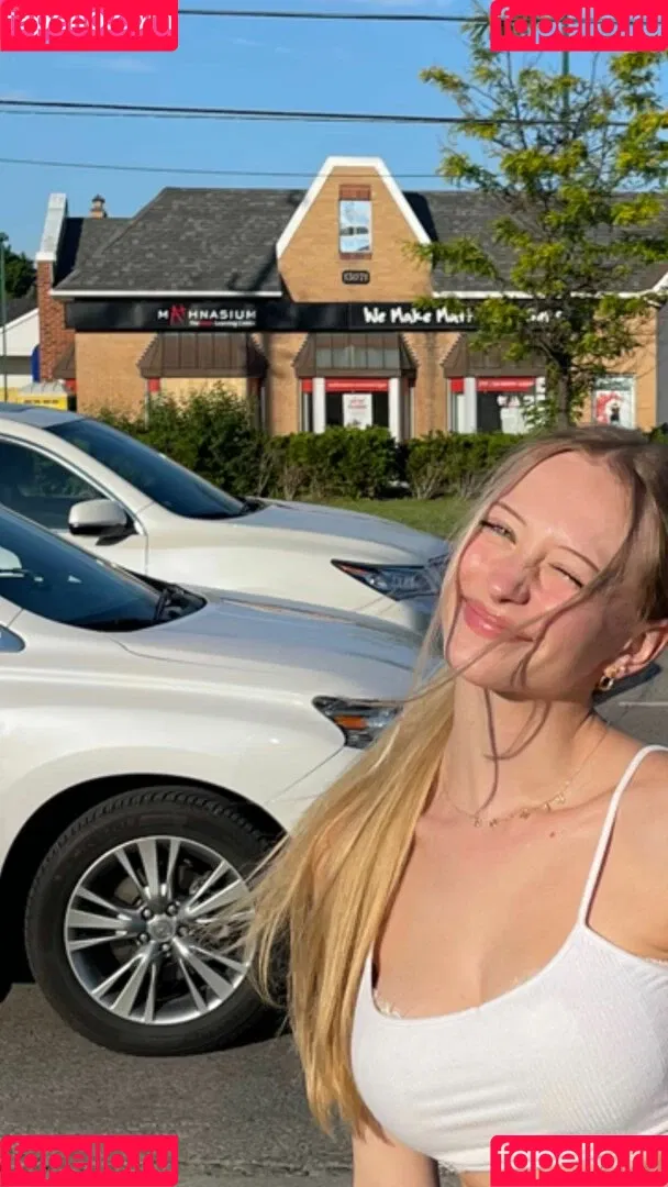 Sophia Diamond Onlyfans Photo Gallery 