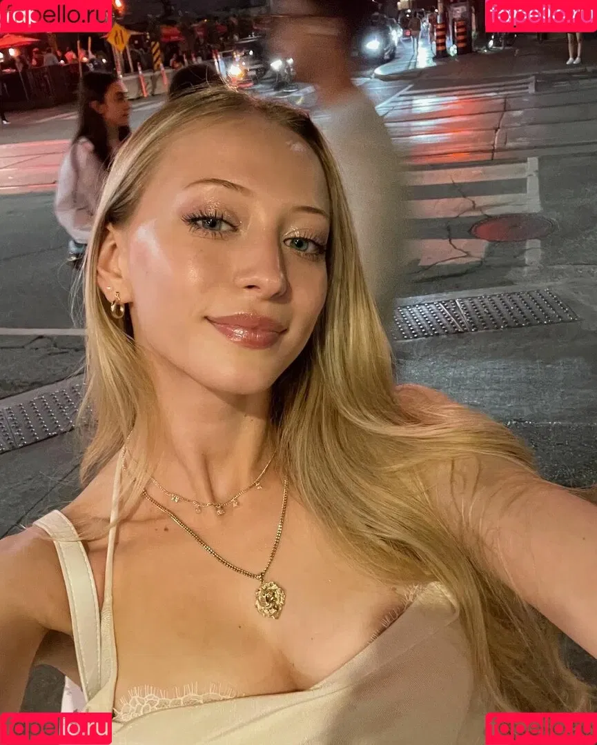 Sophia Diamond Onlyfans Photo Gallery 