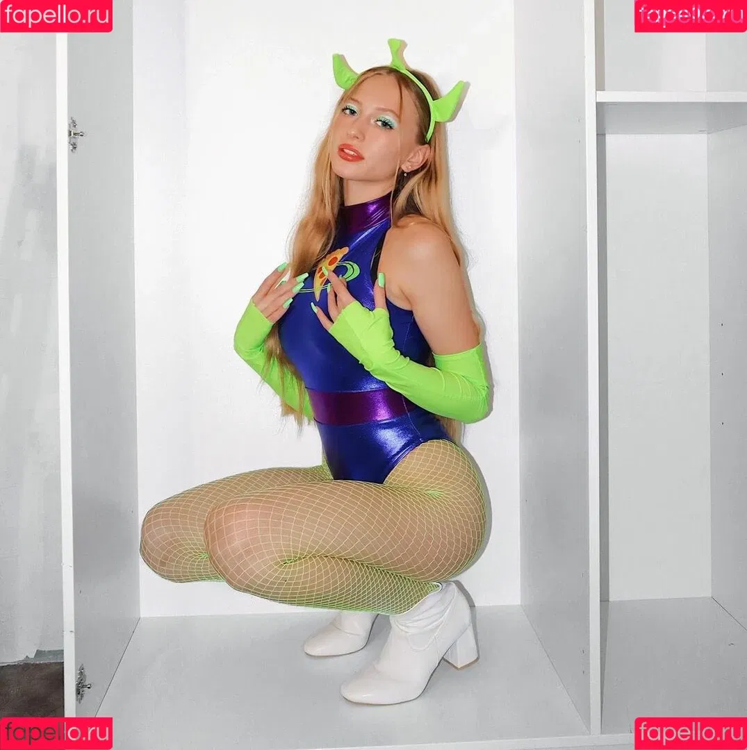 Sophia Diamond Onlyfans Photo Gallery 