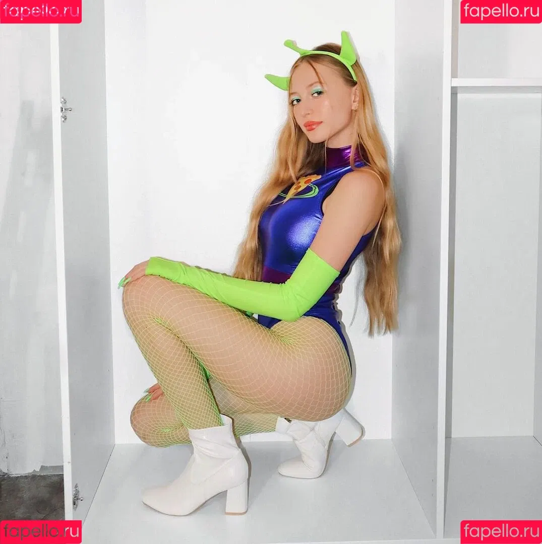 Sophia Diamond Onlyfans Photo Gallery 