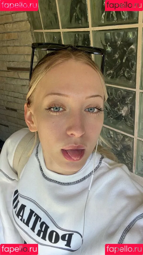 Sophia Diamond Onlyfans Photo Gallery 