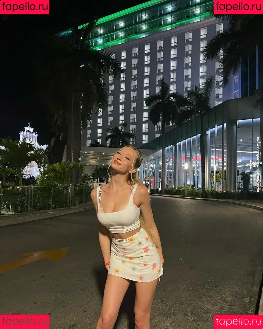 Sophia Diamond Onlyfans Photo Gallery 