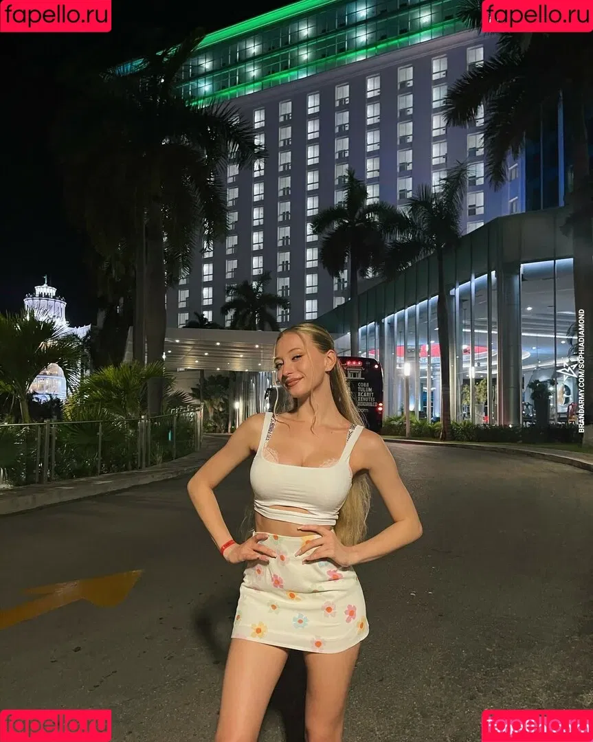 Sophia Diamond Onlyfans Photo Gallery 