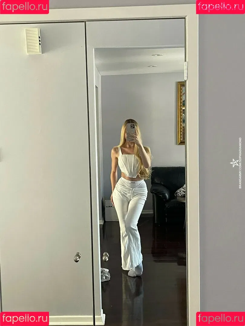 Sophia Diamond Onlyfans Photo Gallery 