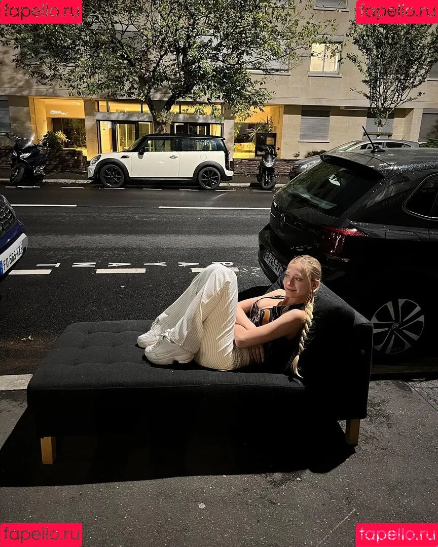 Sophia Diamond Onlyfans Photo Gallery 