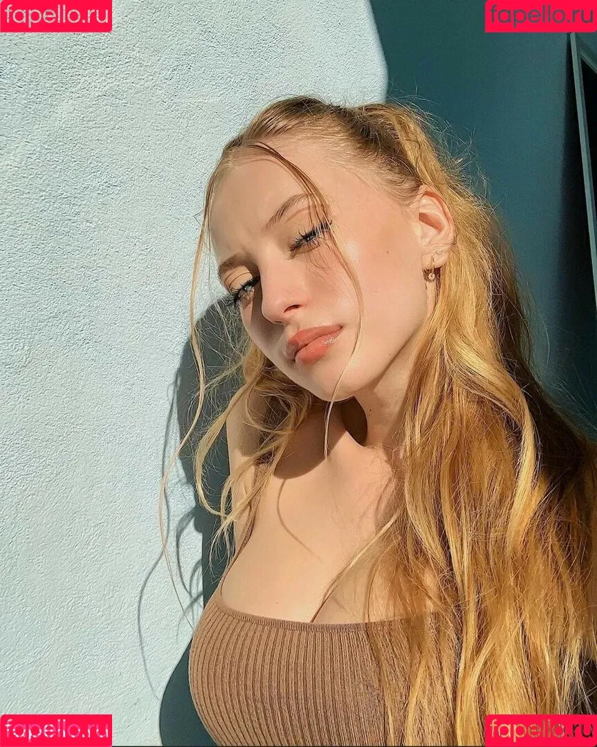Sophia Diamond Onlyfans Photo Gallery 