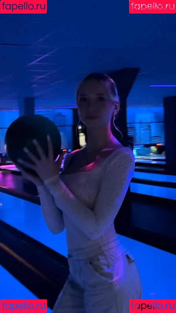 Sophia Diamond Onlyfans Photo Gallery 