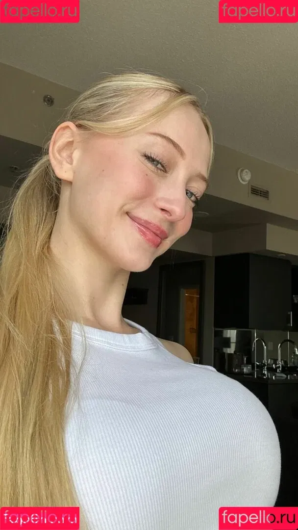 Sophia Diamond Onlyfans Photo Gallery 