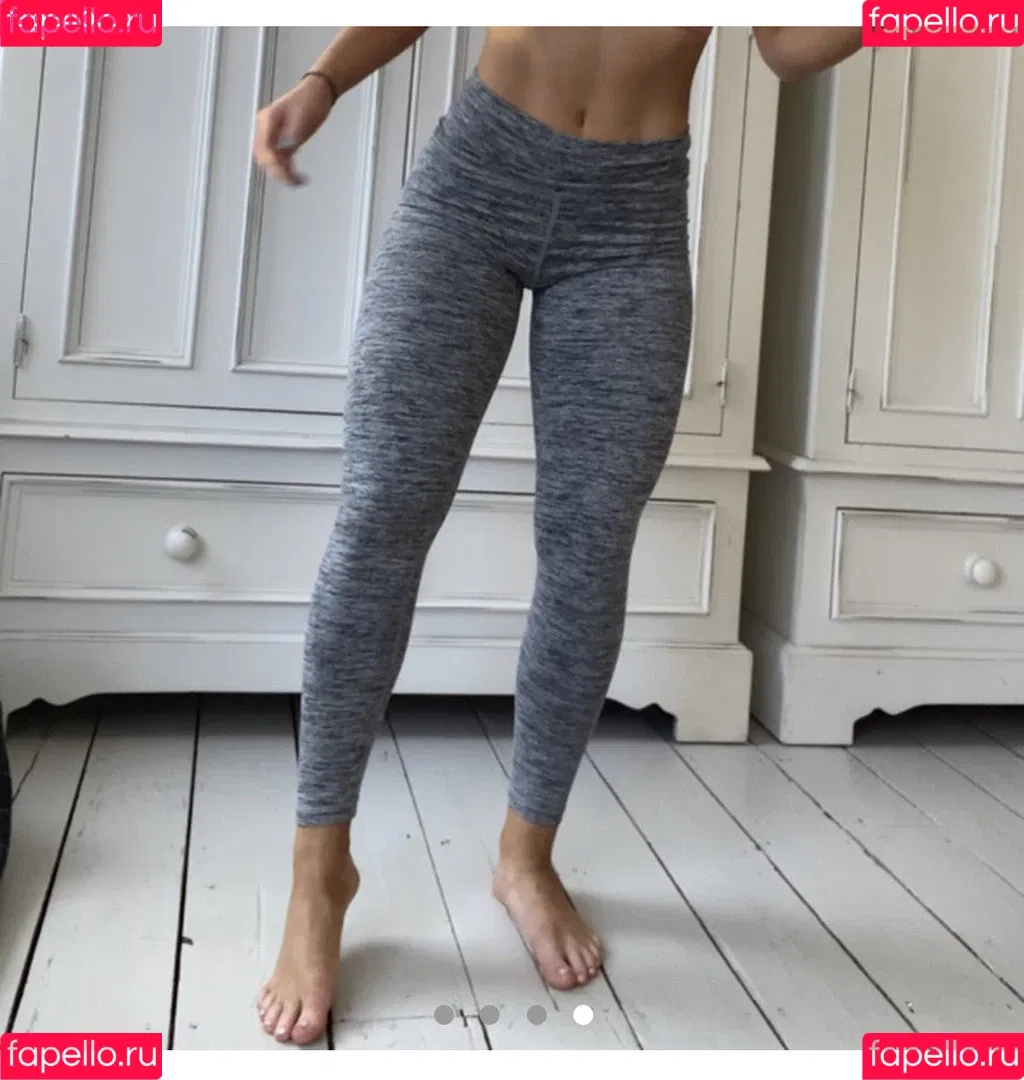 Maisie Smith Onlyfans Photo Gallery 