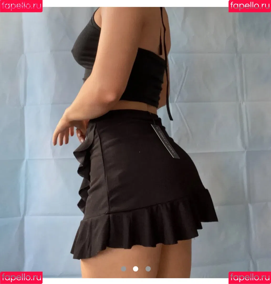Maisie Smith Onlyfans Photo Gallery 