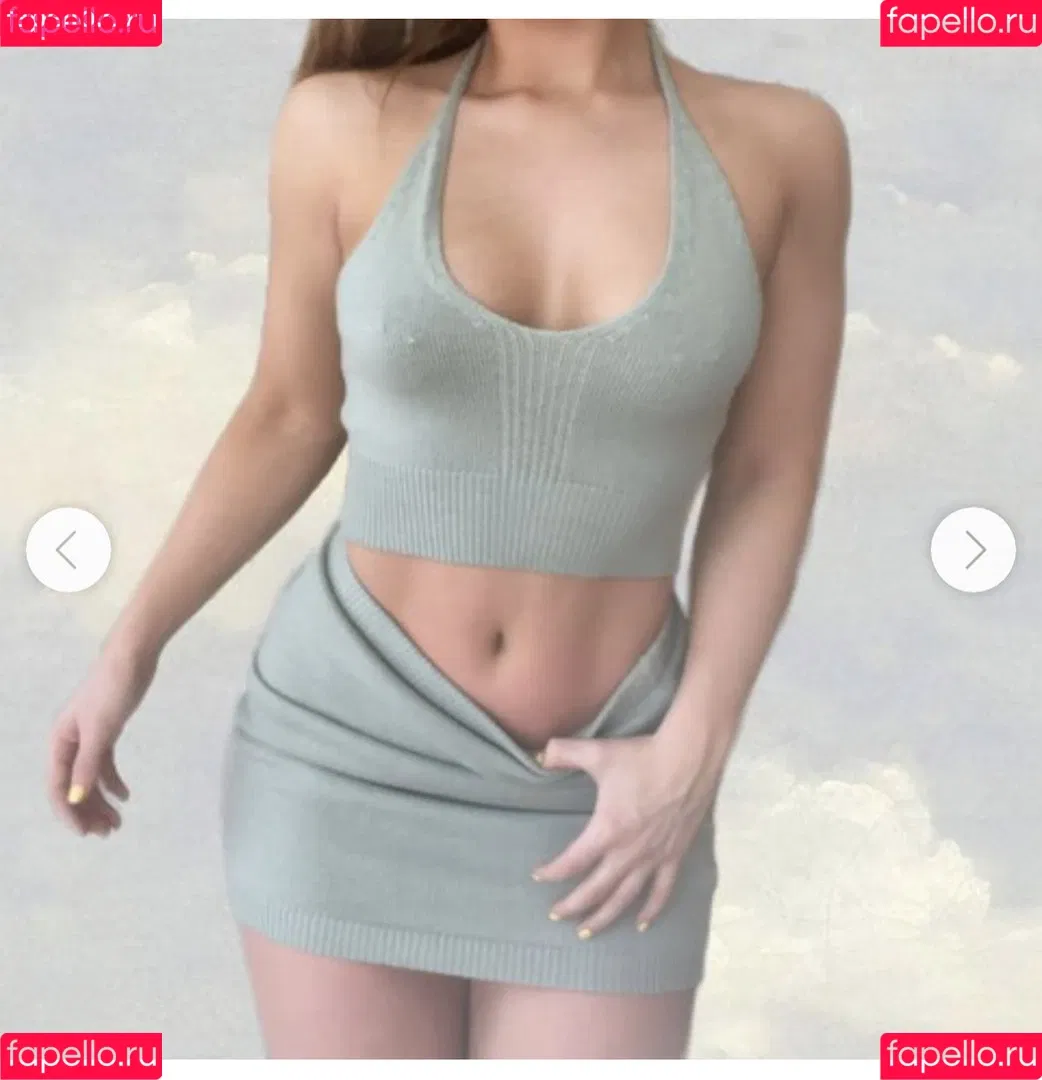 Maisie Smith Onlyfans Photo Gallery 