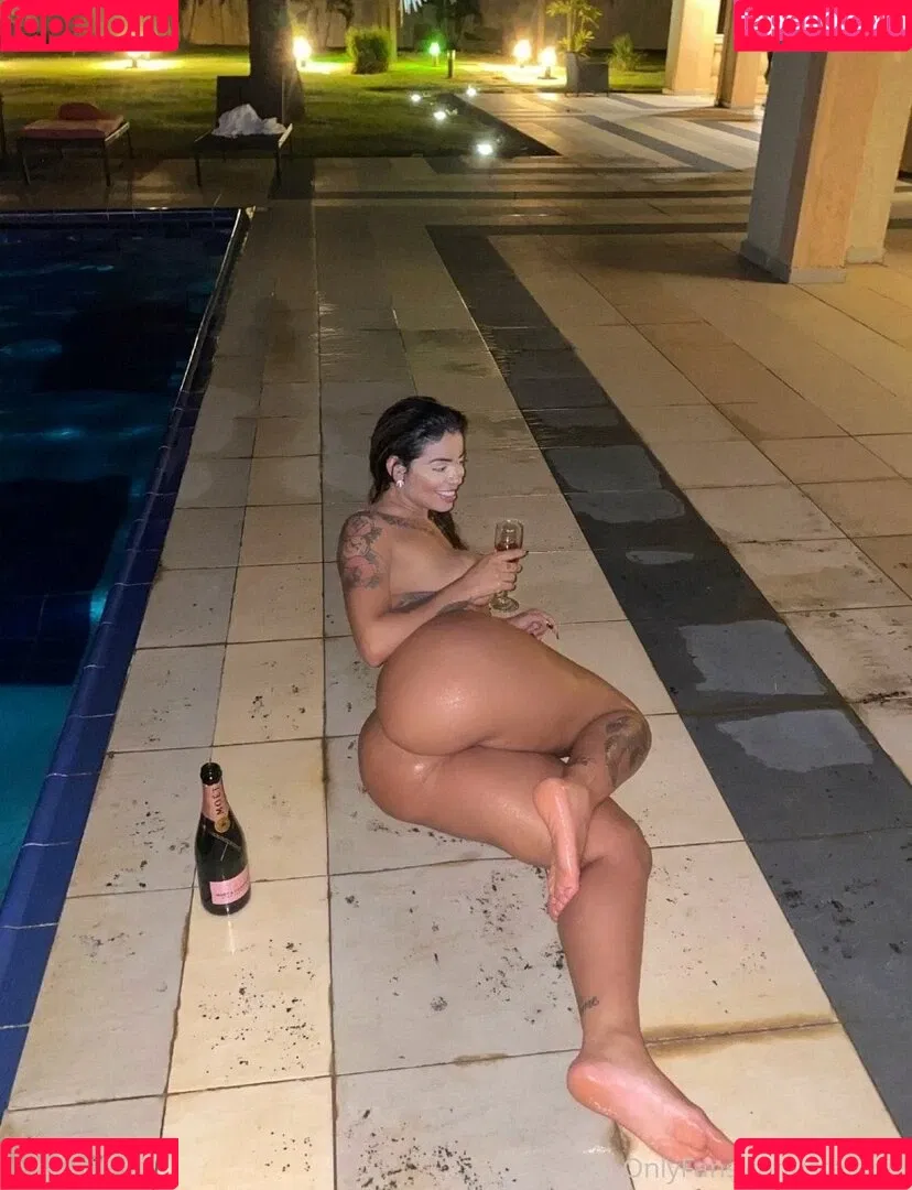 Stephanie Silveira Onlyfans Photo Gallery 