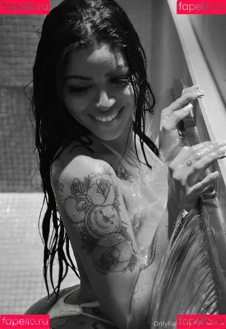 Stephanie Silveira Onlyfans Photo Gallery 