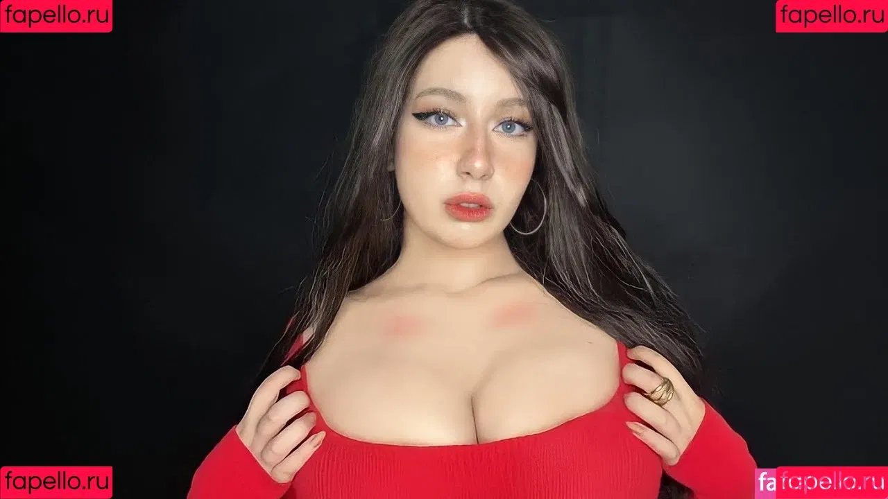 Shiny ASMR Onlyfans Photo Gallery 