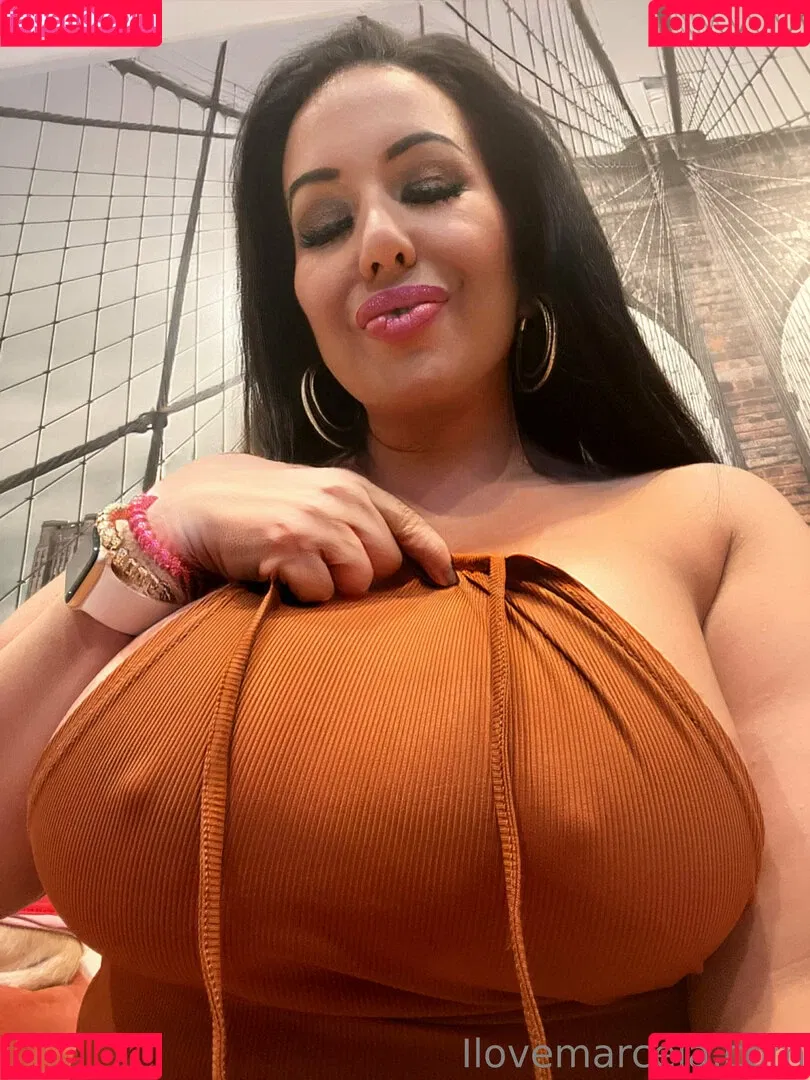 latinamilfnyc Onlyfans Photo Gallery 