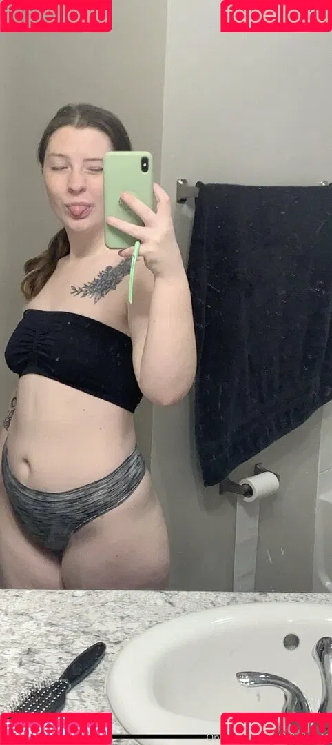 elfbxby Onlyfans Photo Gallery 