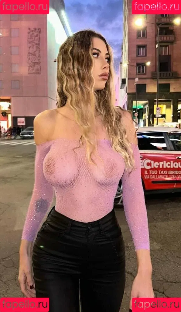 Eve Menta Onlyfans Photo Gallery 