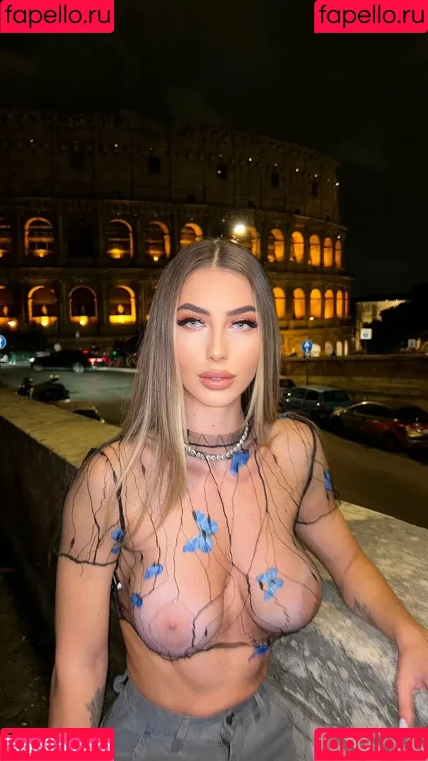 Eve Menta Onlyfans Photo Gallery 