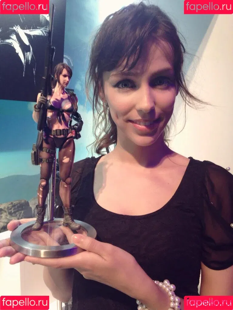 Stefanie Joosten Onlyfans Photo Gallery 