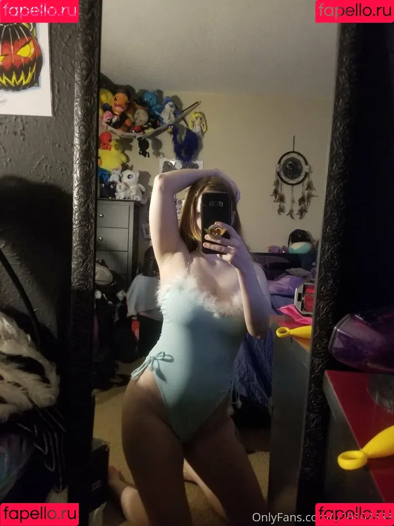 XxkikirosexX Onlyfans Photo Gallery 