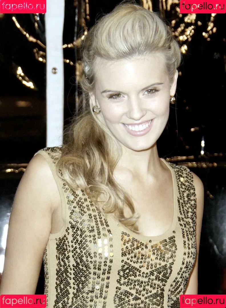 Maggie Grace Onlyfans Photo Gallery 