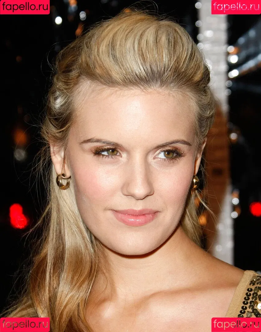 Maggie Grace Onlyfans Photo Gallery 