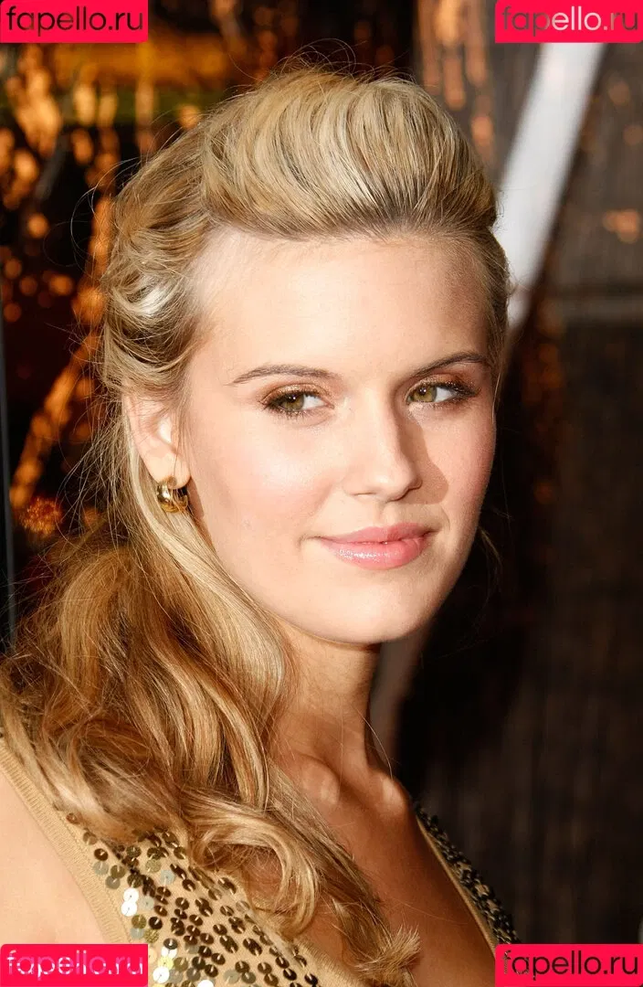 Maggie Grace Onlyfans Photo Gallery 