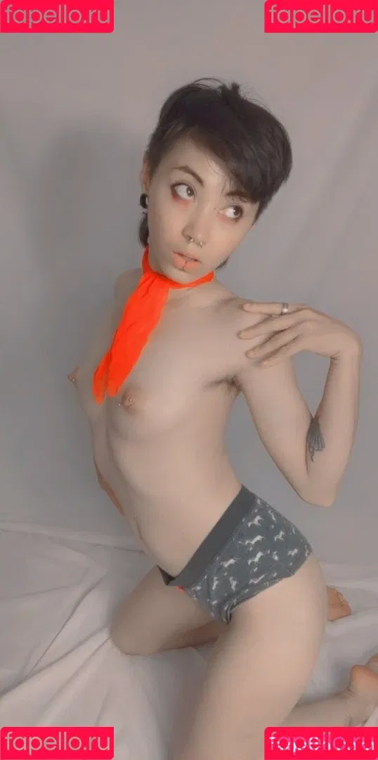 emberetsuko Onlyfans Photo Gallery 