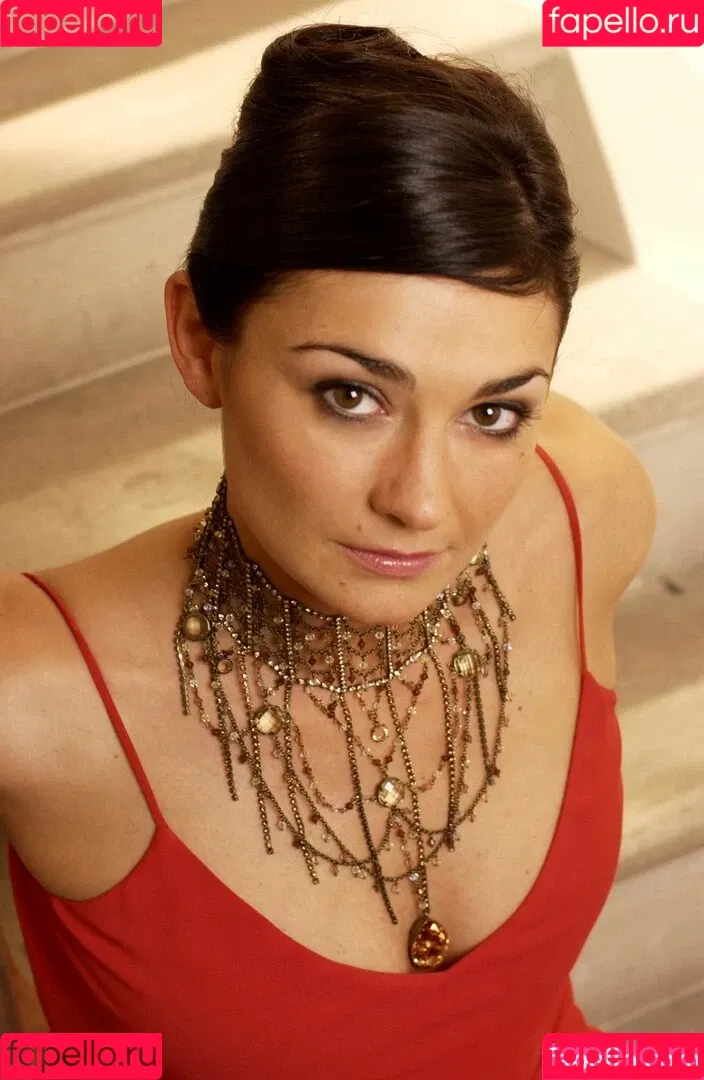 Natalie J Robb Onlyfans Photo Gallery 