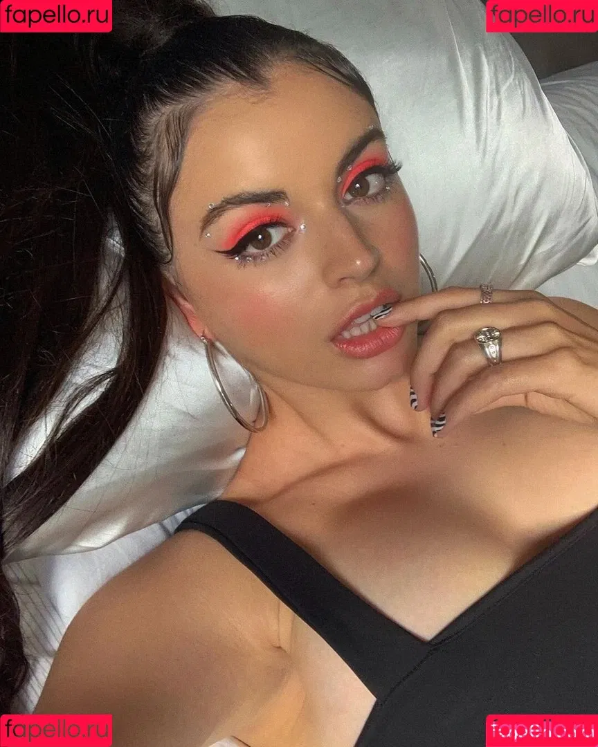 Rebecca Black Onlyfans Photo Gallery 