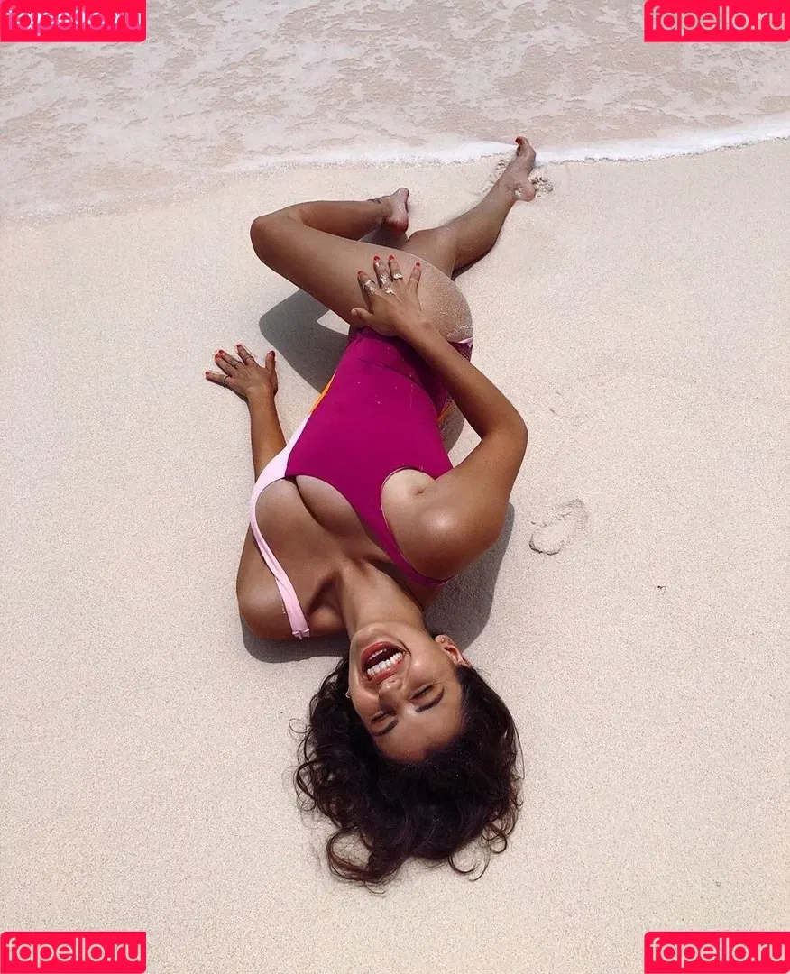 Rebecca Black Onlyfans Photo Gallery 
