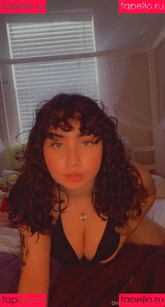 raecrush Onlyfans Photo Gallery 