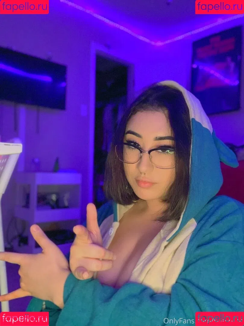raecrush Onlyfans Photo Gallery 