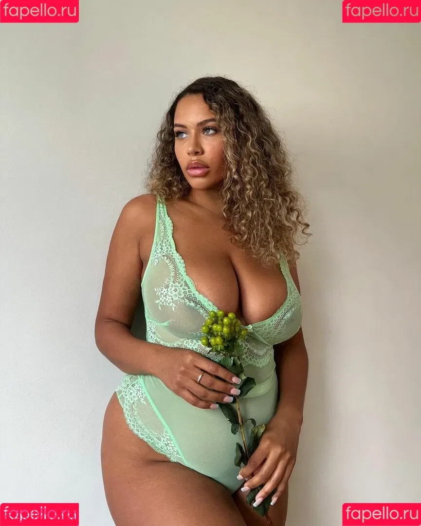 Chanelle Mauricette Onlyfans Photo Gallery 