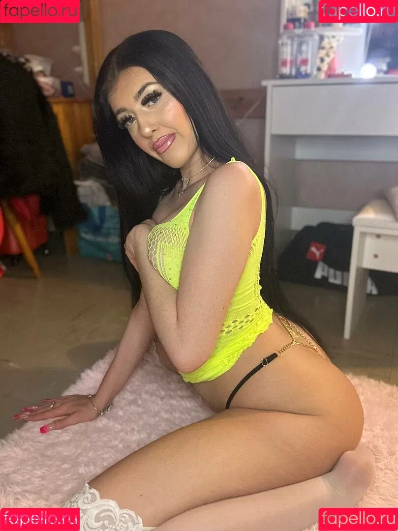 Melina_polska Onlyfans Photo Gallery 