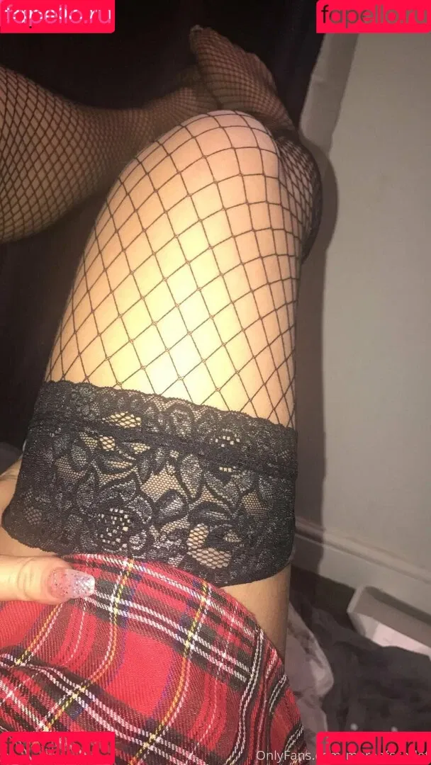 moreofscarlet Onlyfans Photo Gallery 