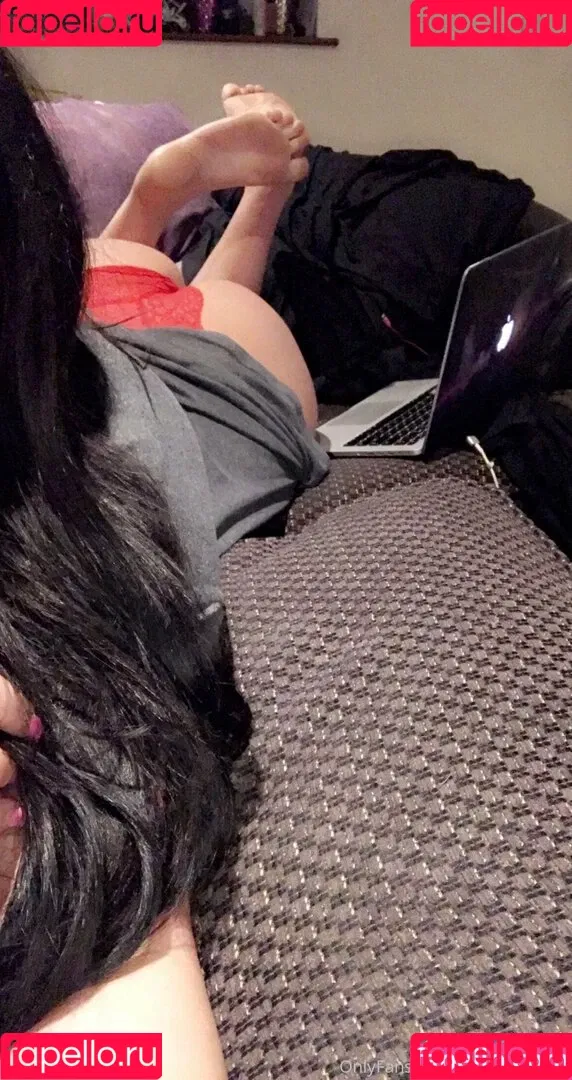 moreofscarlet Onlyfans Photo Gallery 