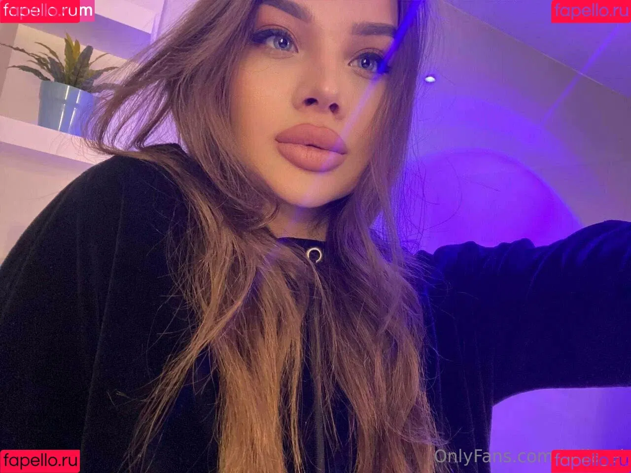 bella_lla Onlyfans Photo Gallery 