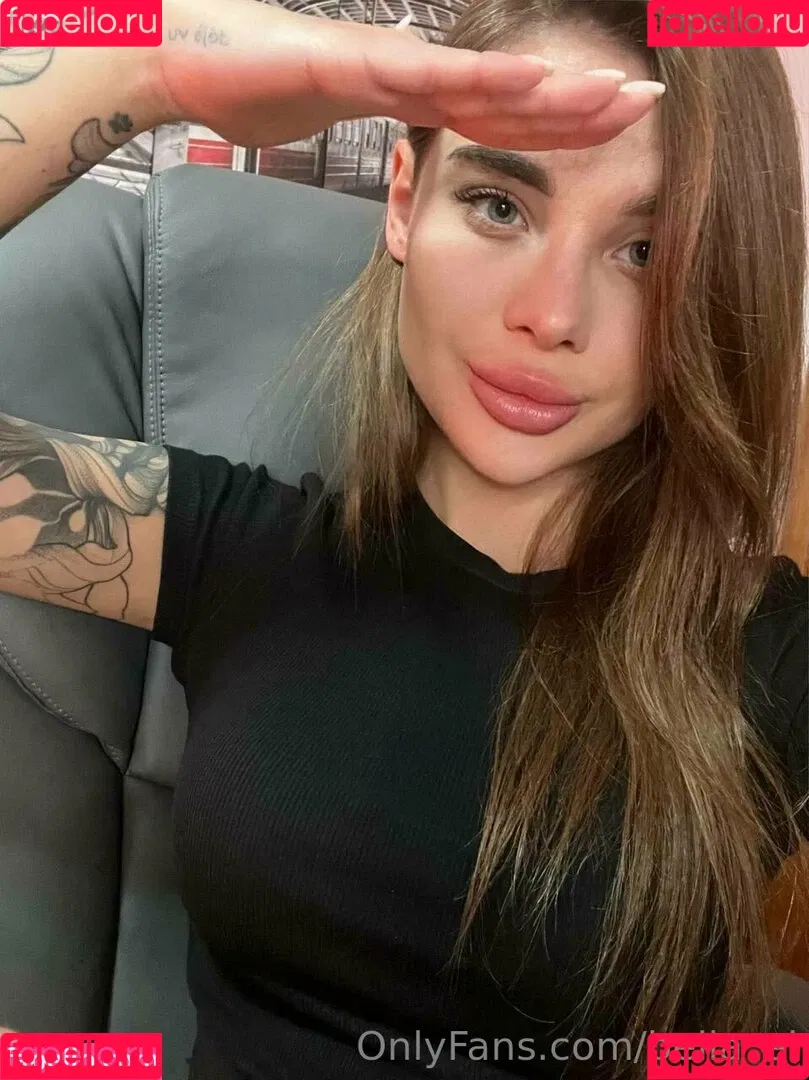 bella_lla Onlyfans Photo Gallery 