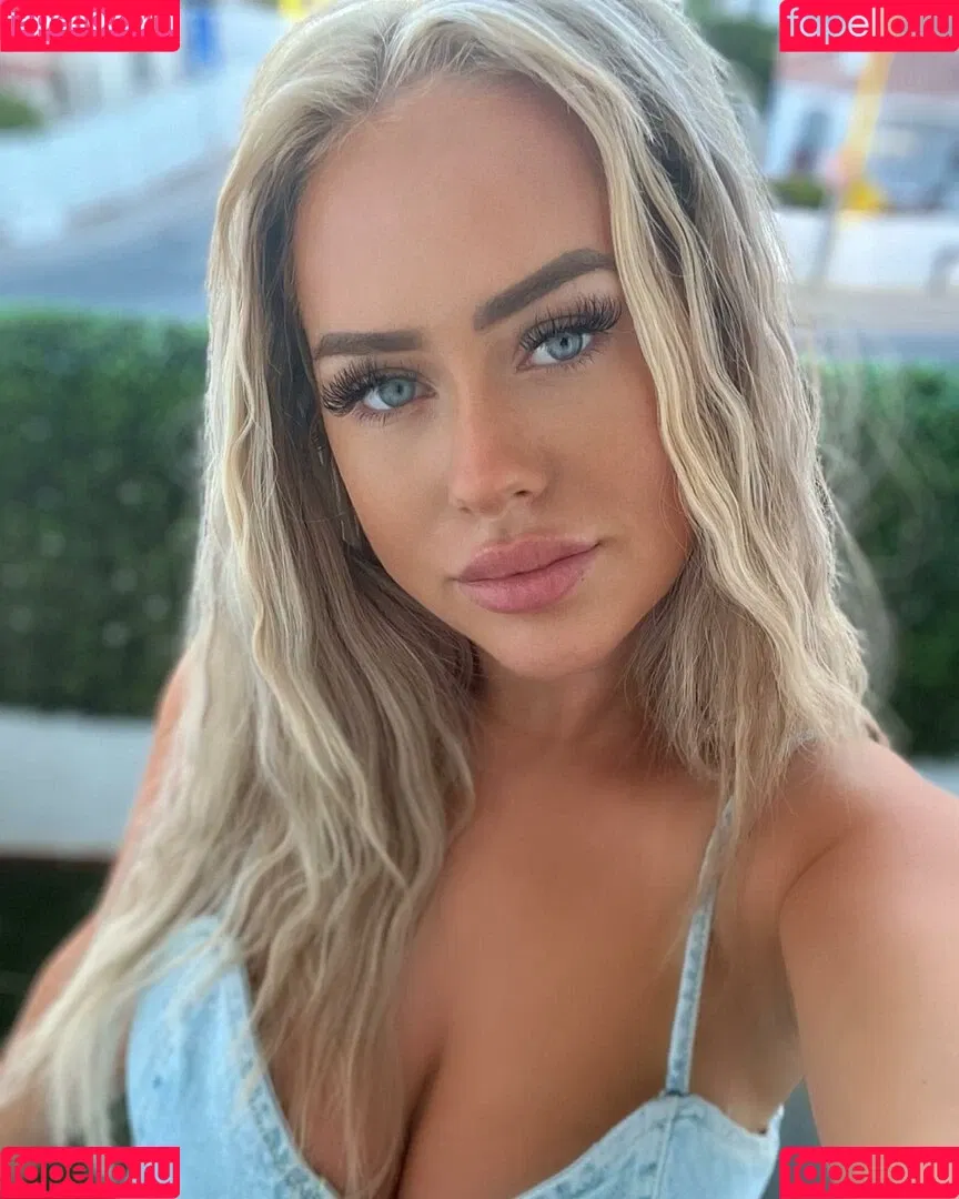 Rosie Rendell Onlyfans Photo Gallery 