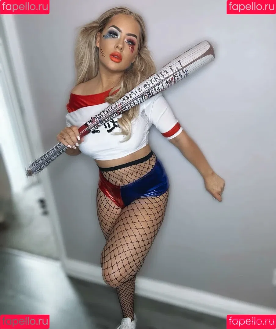 Rosie Rendell Onlyfans Photo Gallery 