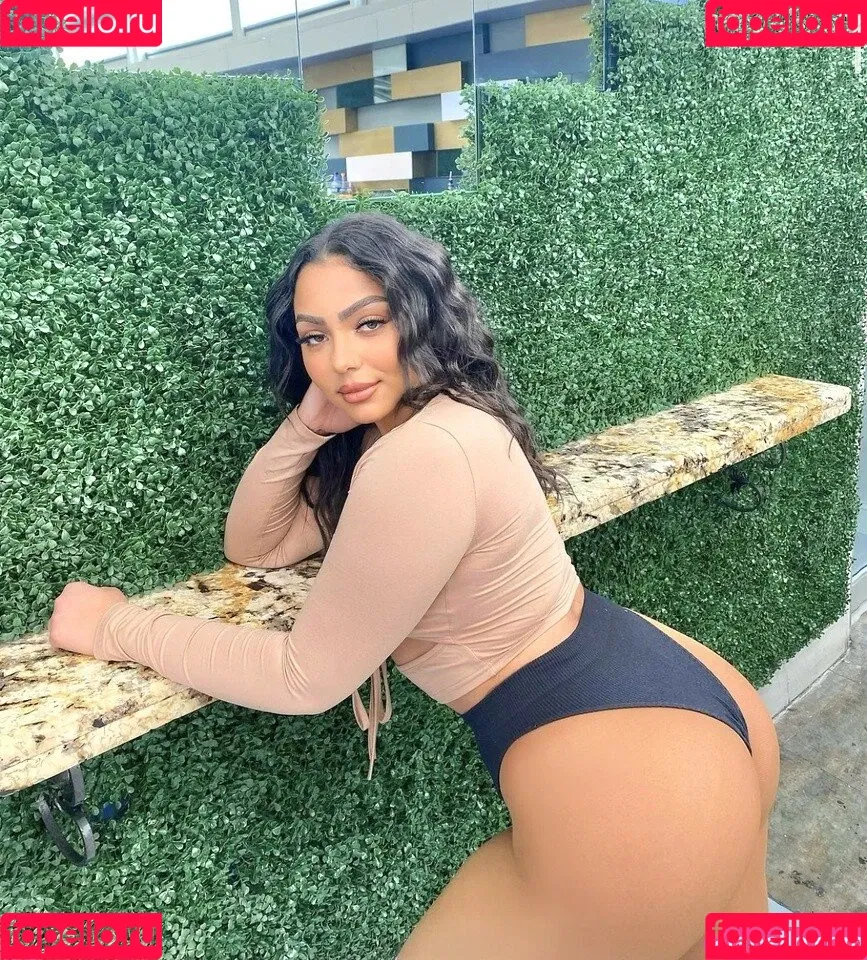 Tiarah Townsend Onlyfans Photo Gallery 