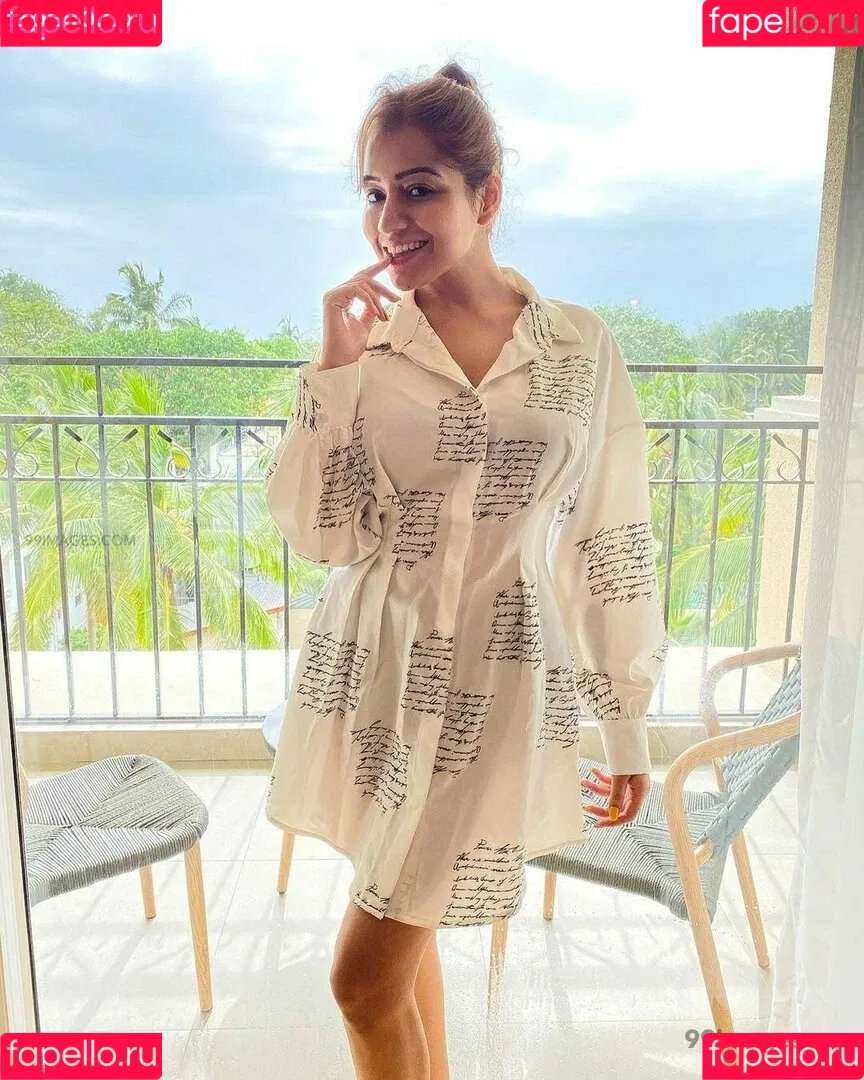 Simran Kaur Hundal Onlyfans Photo Gallery 
