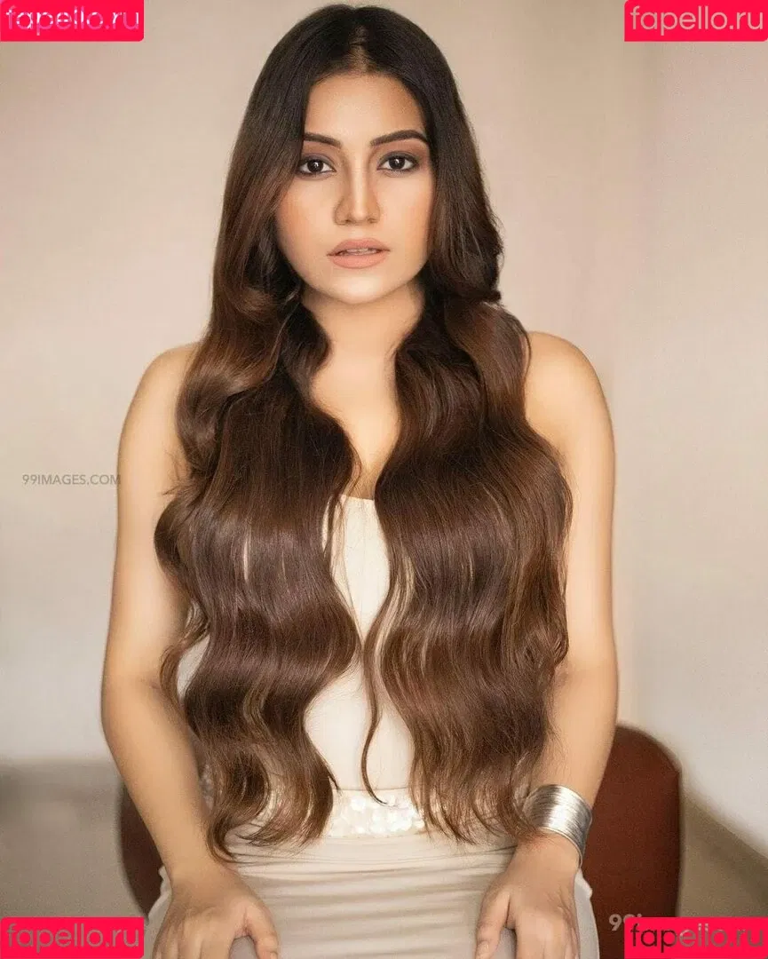 Simran Kaur Hundal Onlyfans Photo Gallery 