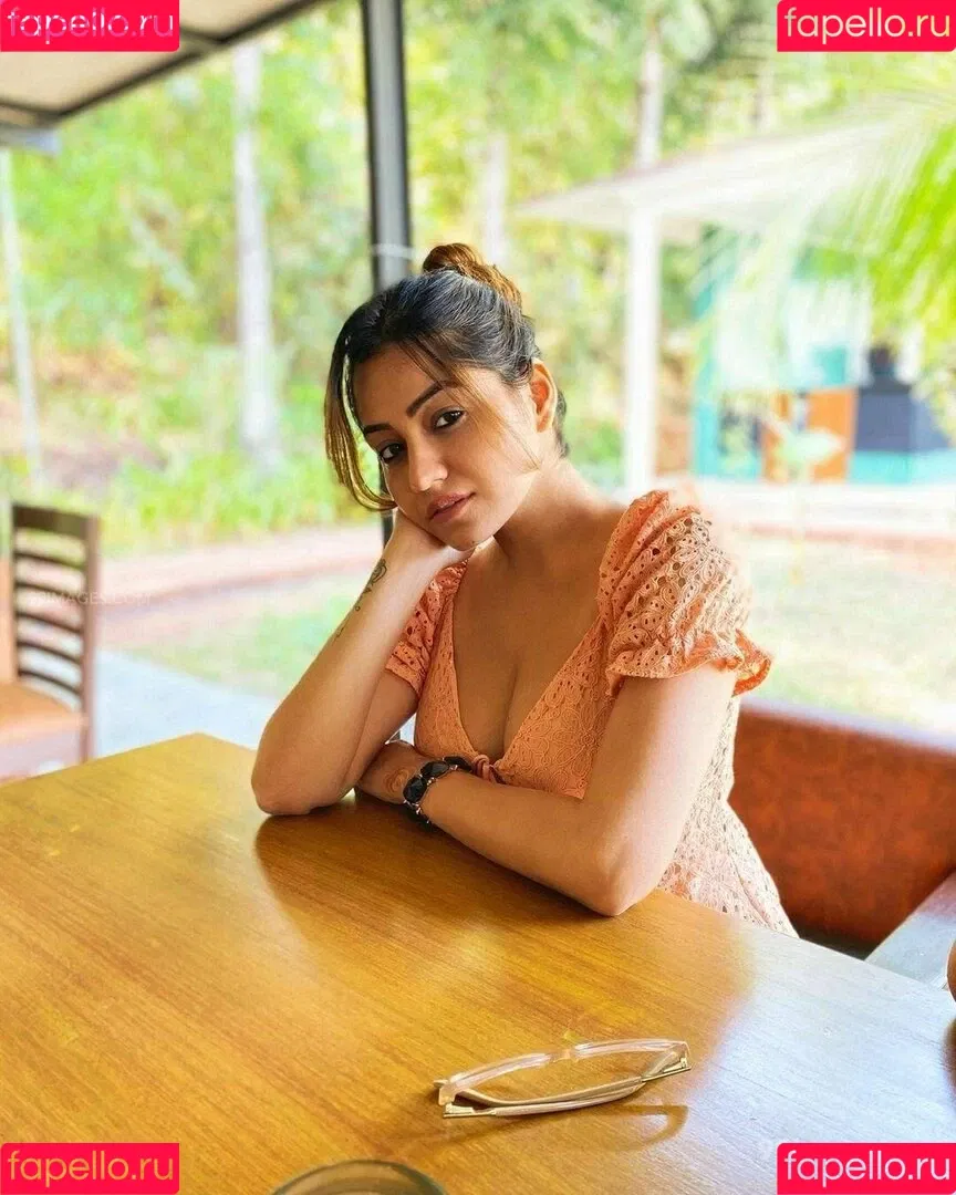 Simran Kaur Hundal Onlyfans Photo Gallery 